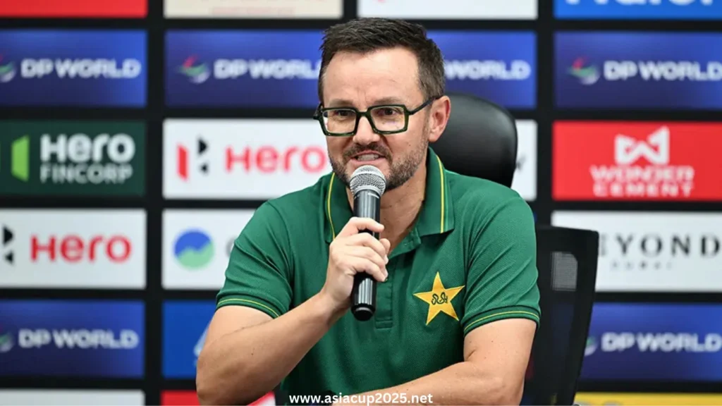 Coach Hesson Disappointed: “Spirit of Cricket Was Hurt”